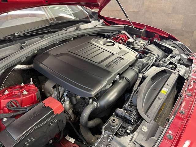 Jaguar F-Pace F-PACE 5 J. Garantie NAVI LHZ 4XSHZ KAM BI-XENON