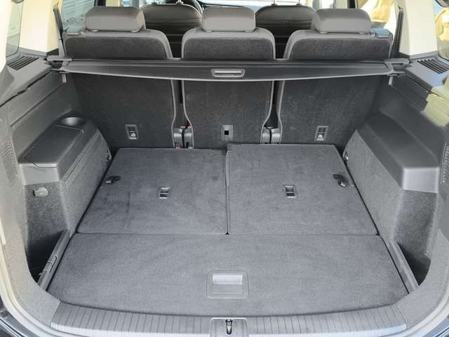 Volkswagen Touran 1.5 TSI DSG Comfortline ACC PDC SHZ