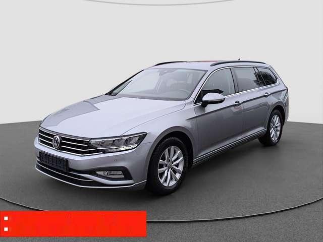 Volkswagen Passat Var. 1.5 TSI DSG Business AHK ACC NAVI