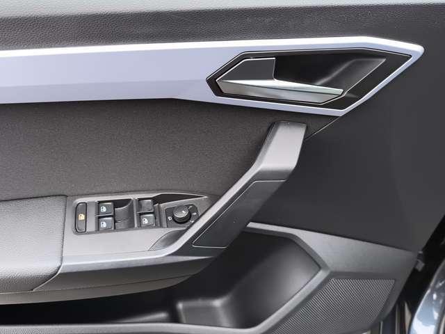 Seat Arona 1.0 TSI DSG FR LED PDC SHZ Facelift