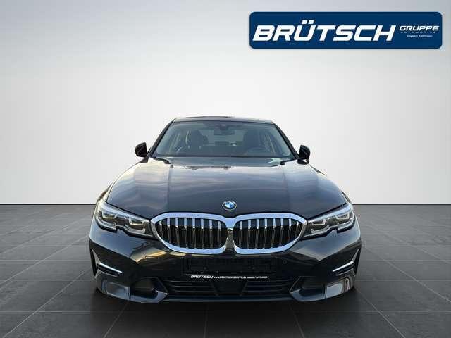 BMW 320 d xDrive Luxury Line AUTOMATIK / LEDER / AHK / SCH