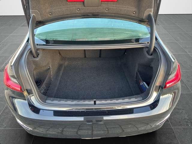 BMW 320 d xDrive Luxury Line AUTOMATIK / LEDER / AHK / SCH