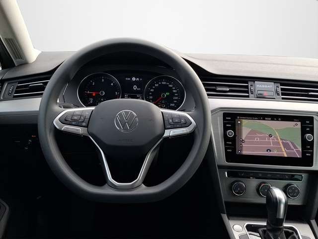 Volkswagen Passat Variant 2.0 TDI Conceptline DSG / NAVI / LED / SITZHEIZUNG