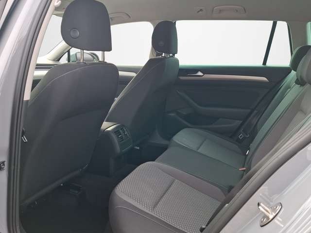 Volkswagen Passat Variant 2.0 TDI Conceptline DSG / NAVI / LED / SITZHEIZUNG