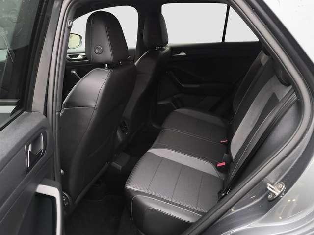 Volkswagen T-Roc 2.0 TSI DSG 4M R-Line AHK NAVI RFK
