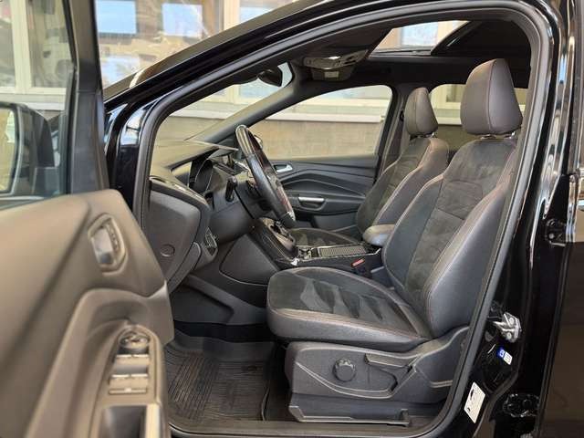 Ford Kuga 5 J. Garantie Pano Xenon AHK Kamera ACC