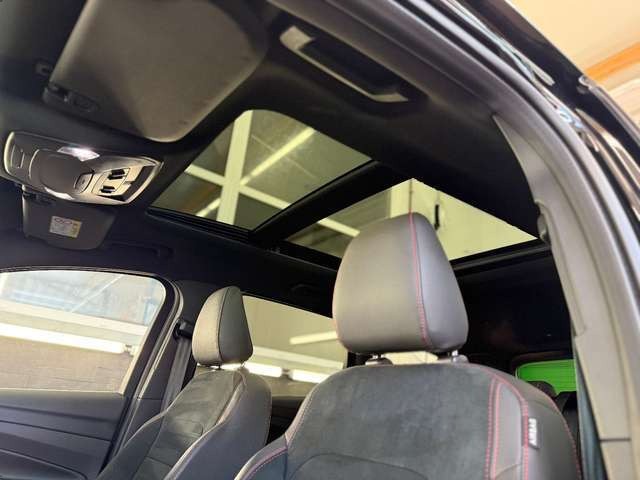 Ford Kuga 5 J. Garantie Pano Xenon AHK Kamera ACC