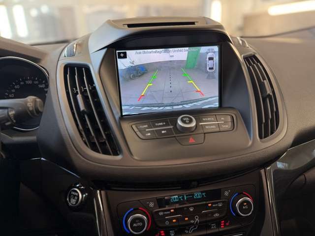 Ford Kuga 5 J. Garantie Pano Xenon AHK Kamera ACC