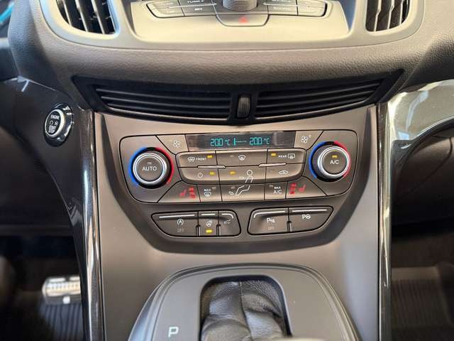 Ford Kuga 5 J. Garantie Pano Xenon AHK Kamera ACC