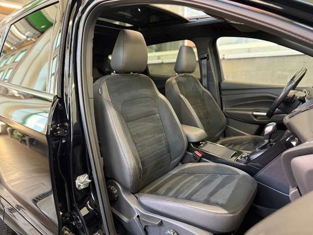 Ford Kuga 5 J. Garantie Pano Xenon AHK Kamera ACC
