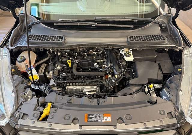 Ford Kuga 5 J. Garantie Pano Xenon AHK Kamera ACC