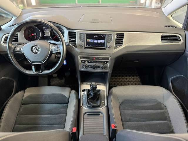 Volkswagen Golf Sportsvan XENON SHZ AHK KAMERA MASSAGE