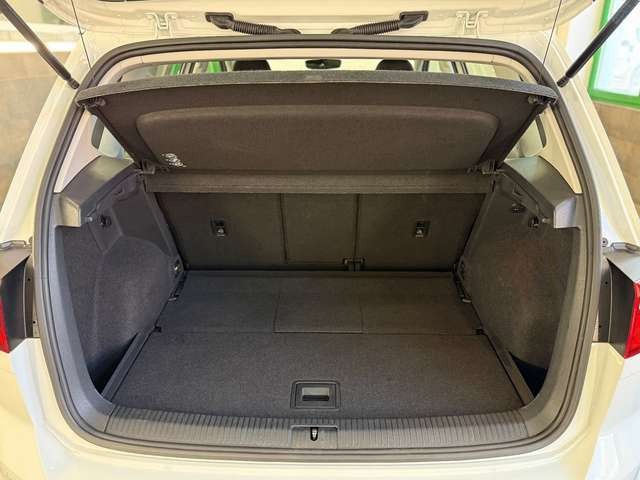Volkswagen Golf Sportsvan XENON SHZ AHK KAMERA MASSAGE