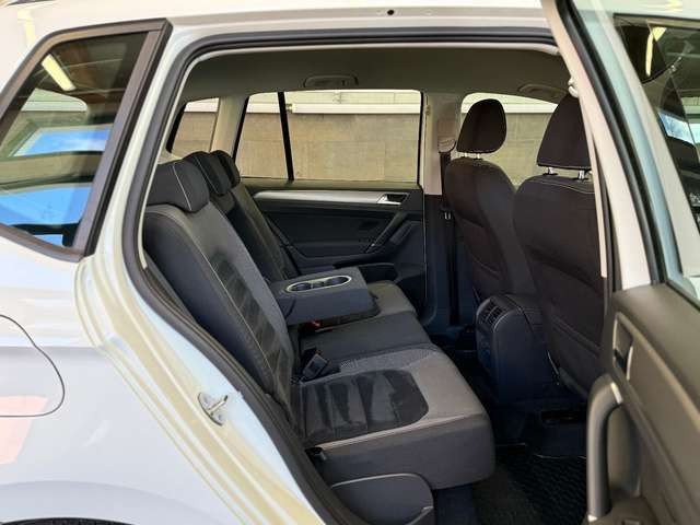 Volkswagen Golf Sportsvan XENON SHZ AHK KAMERA MASSAGE