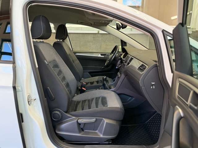 Volkswagen Golf Sportsvan XENON SHZ AHK KAMERA MASSAGE