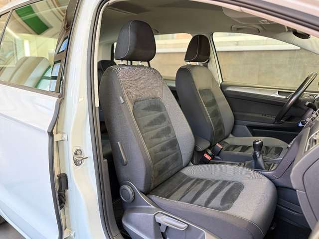 Volkswagen Golf Sportsvan XENON SHZ AHK KAMERA MASSAGE