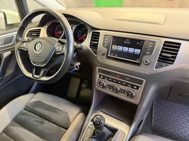 Volkswagen Golf Sportsvan XENON SHZ AHK KAMERA MASSAGE