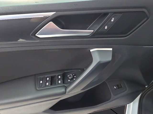 Volkswagen Tiguan Highline R-Line 4Motion*AHK*ACC*LED*RFK*