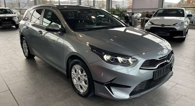 Kia cee'd / Ceed 1.5 T-GDI AHK Navi LED Kamera DAB CarPlay SHZ Lenk