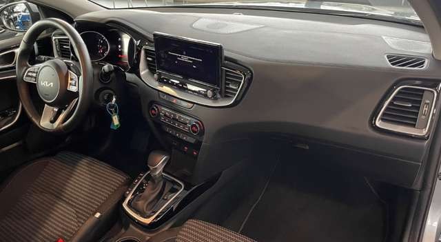 Kia cee'd / Ceed 1.5 T-GDI AHK Navi LED Kamera DAB CarPlay SHZ Lenk