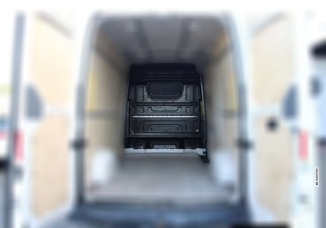 Volkswagen Crafter Crafter mittellang Hochdach Klima AHK Tempo CarPla
