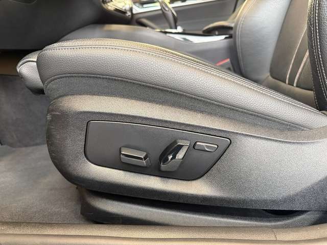 BMW 520 i Touring 5 J. Garantie AHK LEDER NAVI LIVE