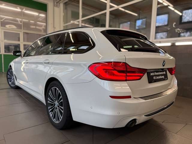 BMW 520 i Touring 5 J. Garantie AHK LEDER NAVI LIVE