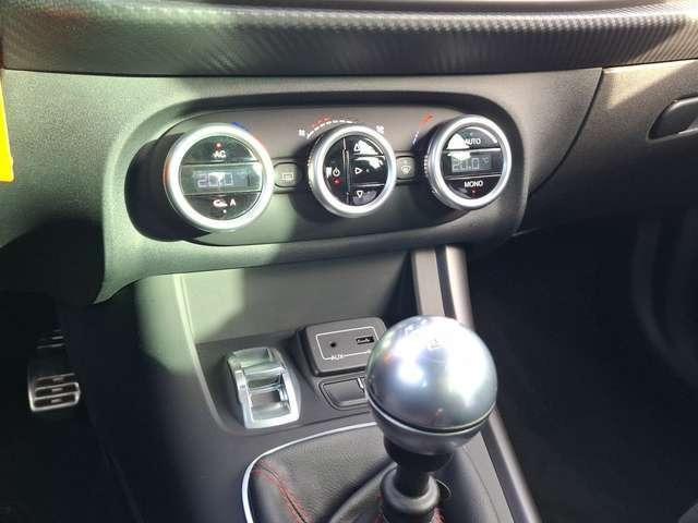 Alfa Romeo Giulietta 1.4 TB 16V Super KLIMA / SMART-LINK / BI-XENON / S