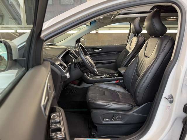 Ford Edge 5 J. Garantie LHZ 4x SHZ LEDER DAB NAVI AHK