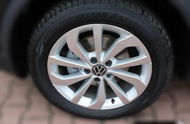 Volkswagen T-Roc Navi AHK Rückfahrkamera Sitzheizung ACC Winter...