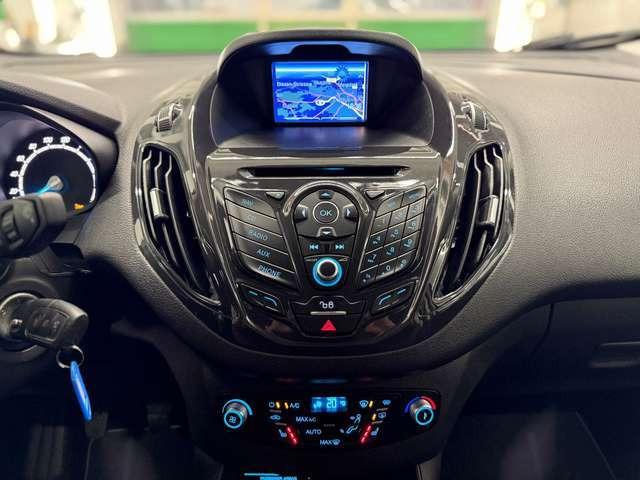 Ford Tourneo Courier SPORT SHZ NAVI KAMERA FSHZ PDC