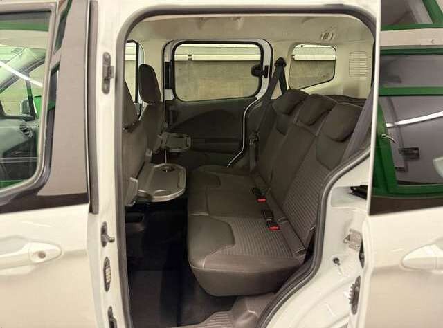 Ford Tourneo Courier 5 J. Garantie KAMERA FSHZ PDC