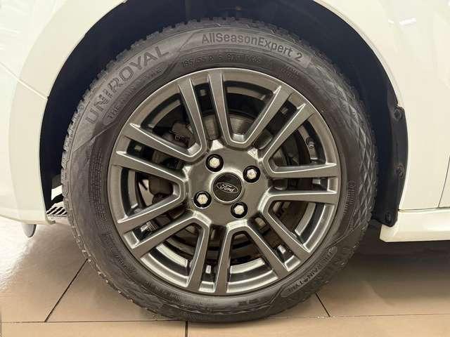 Ford Tourneo Courier SPORT SHZ NAVI KAMERA FSHZ PDC