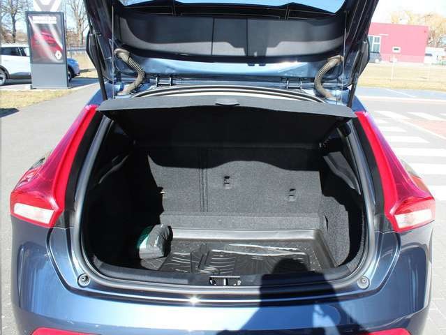 Volvo V40 Inscription 1,5 122PS, Leder, Sitzhzg.