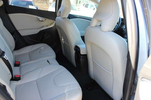 Volvo V40 Inscription 1,5 122PS, Leder, Sitzhzg.