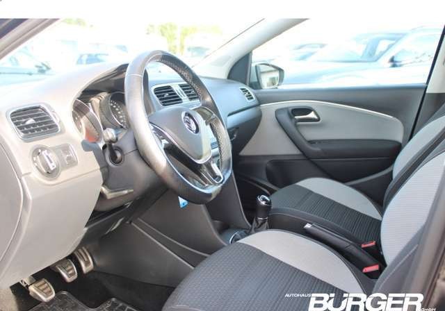 Volkswagen Polo V Cross Klimaauto PDCv+h Winterpaket Alu Sportsitz