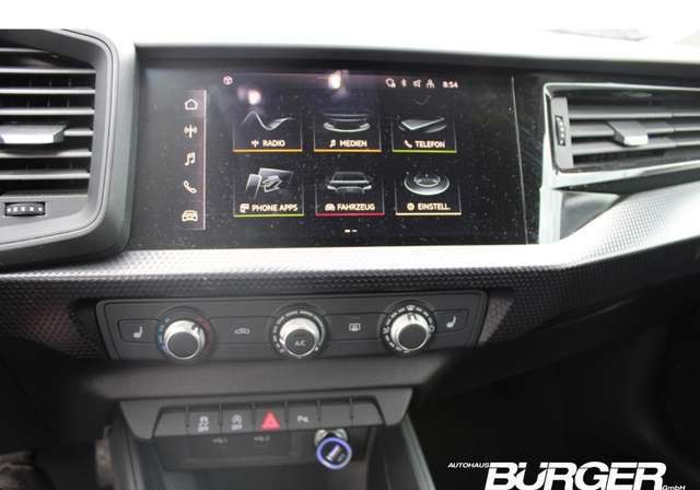 Audi A1 Sportback 30 TFSI beschädigt Digitales Cockpit...