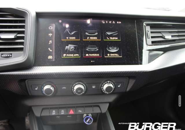 Audi A1 Sportback 30 TFSI beschädigt Digitales Cockpit...