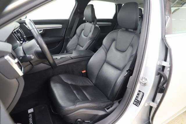 Volvo V90 2.0 D4 190PS Kombi Momentum AHK ACC