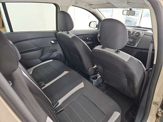 Dacia Sandero II Stepway Essential *TOPZUSTAND*