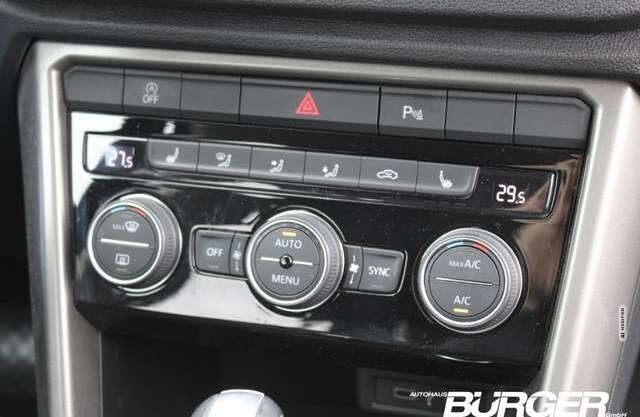 Volkswagen T-Roc Style 1.5 TSI DSG Kamera Navi LED ACC CarPlay Sitz