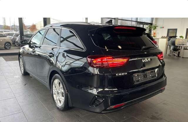 Kia cee'd / Ceed 1.5 T-GDI Navi LED Kamera DAB CarPlay SHZ LenkradH