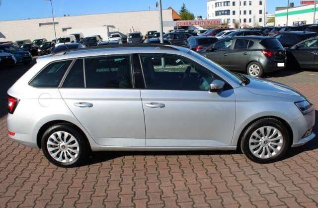 Skoda Fabia Combi Ambition Navi SitzHZG Tempom Klimaauto CarPl