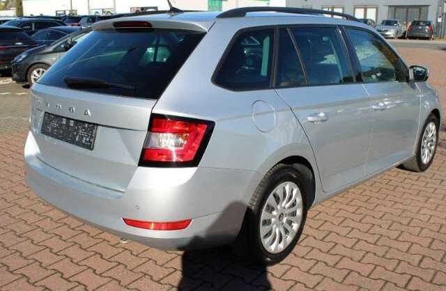 Skoda Fabia Combi Ambition Navi SitzHZG Tempom Klimaauto CarPl