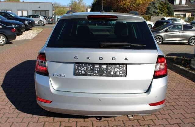 Skoda Fabia Combi Ambition Navi SitzHZG Tempom Klimaauto CarPl