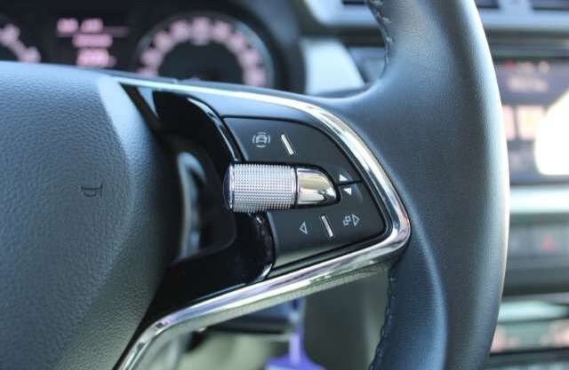 Skoda Fabia Combi Ambition Navi SitzHZG Tempom Klimaauto CarPl