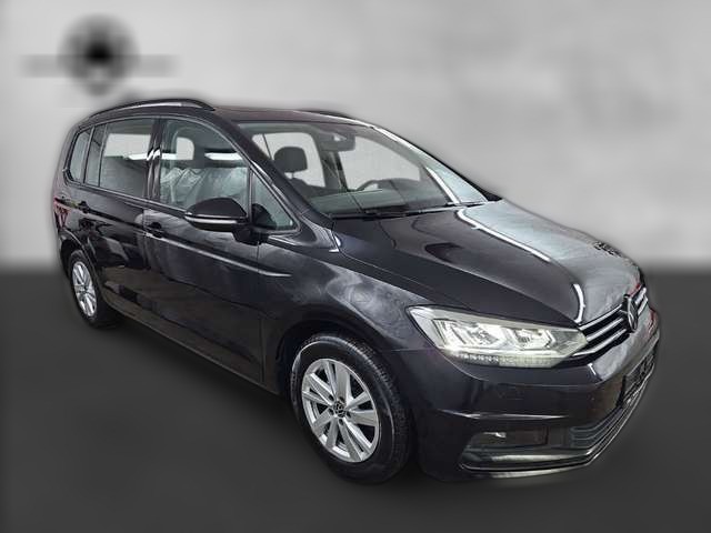 Volkswagen Touran 2.0TDI NAVI LED PANO ACC SITZH. TEMP. AHK