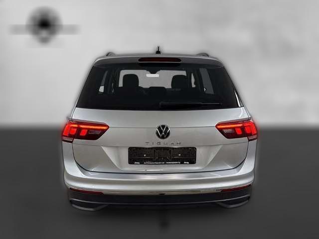 Volkswagen Tiguan 1.5TSI Life LED NAVI CARPLAY Lenkradh.AHK