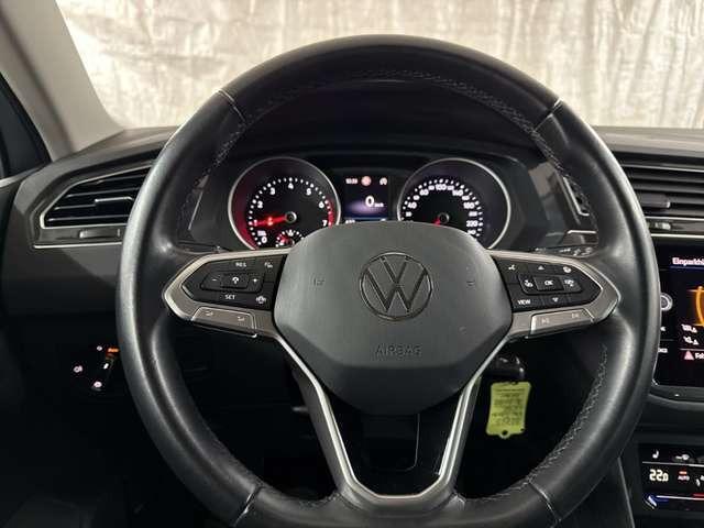 Volkswagen Tiguan 1.5TSI Life LED NAVI CARPLAY Lenkradh.AHK