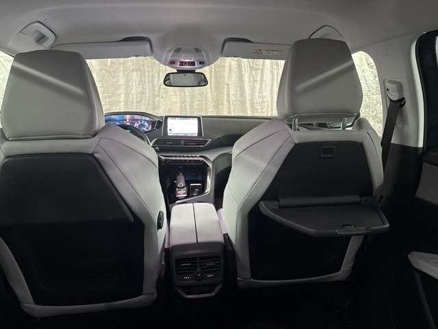 Peugeot 5008 2.0 BlueHDi Allure LED Navi Kamera AHK